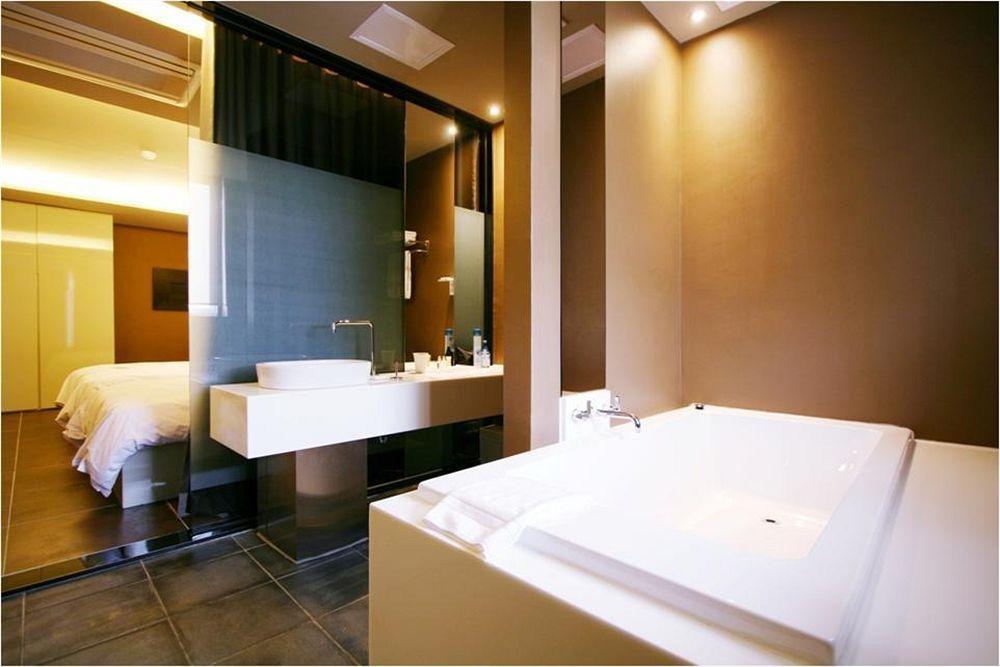 Hotel Oscar Suite 군산 외부 사진